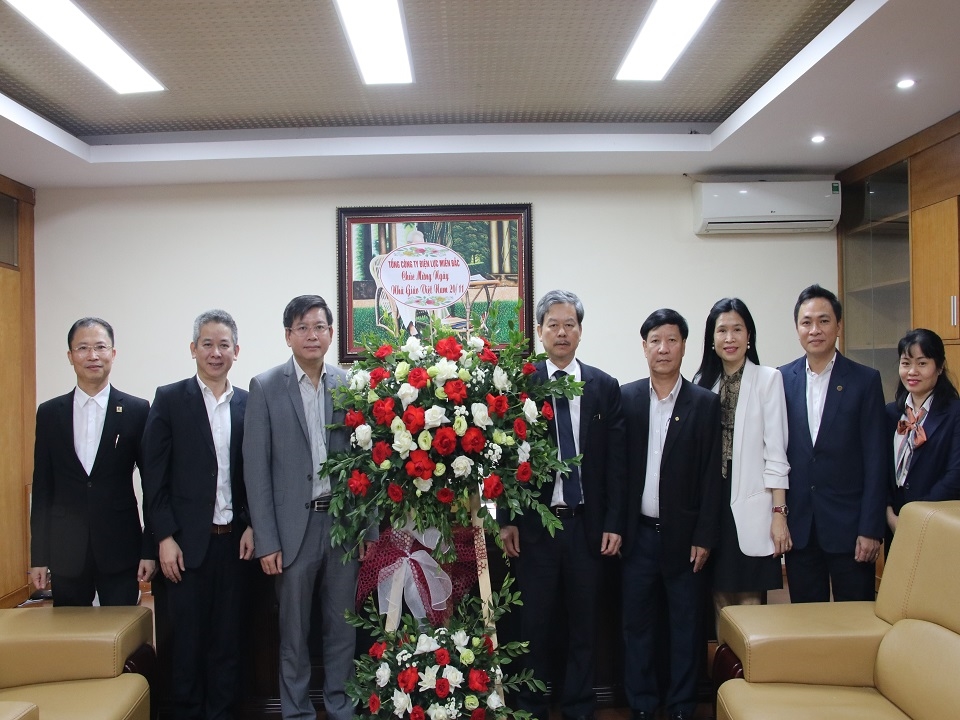 IMG_7355 truong ĐH ĐL