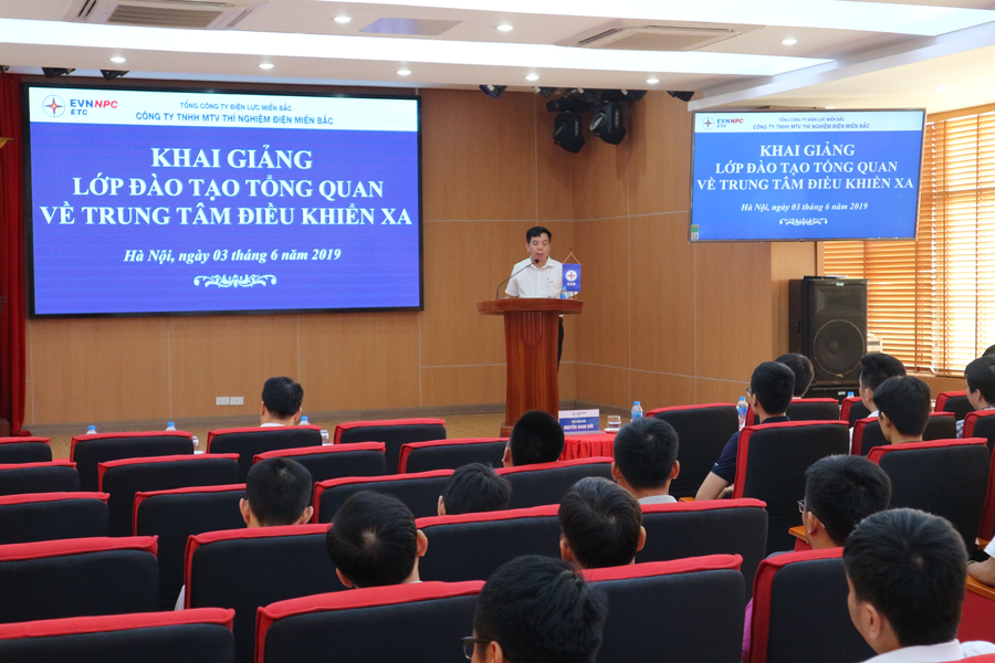 Đào tạo tổng quan về trung tâm điều khiển xa trong EVNNPC