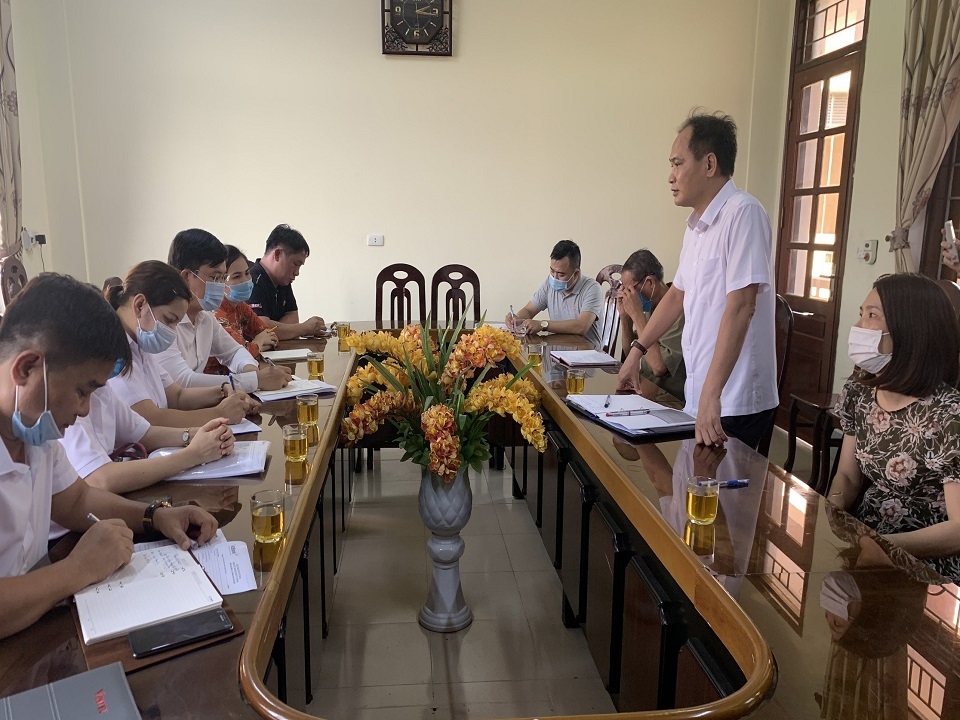 Điện lực Tp Vinh Làm việc với các ngân hàng trên địa bàn