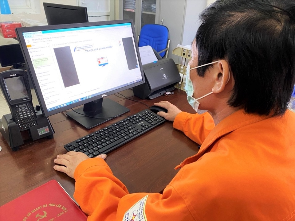 z3248050140102_9d98781408f852879879919a0912518ftct