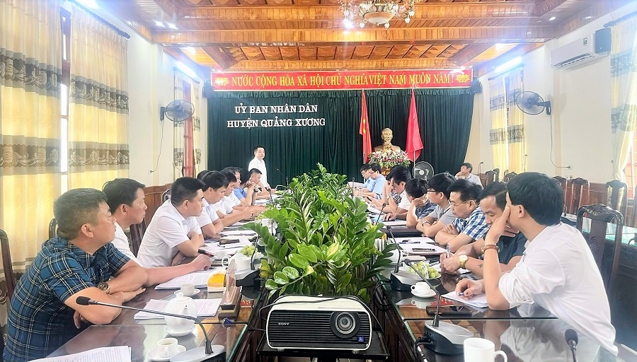 PC THANH HÓA HỌP BÀN VỚI UBND HUYỆN QUẢNG XƯƠNG VỀ VIỆC CẤP ĐIỆN TRÊN ĐỊA BÀN