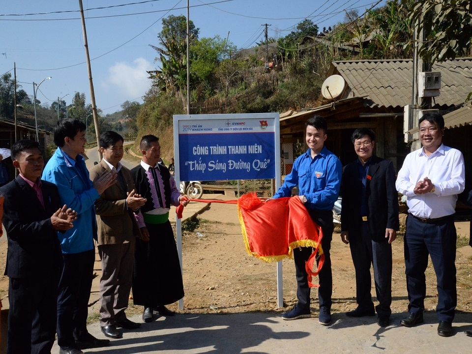 PCSL_tothamtinhhuunghiVietLao (2)