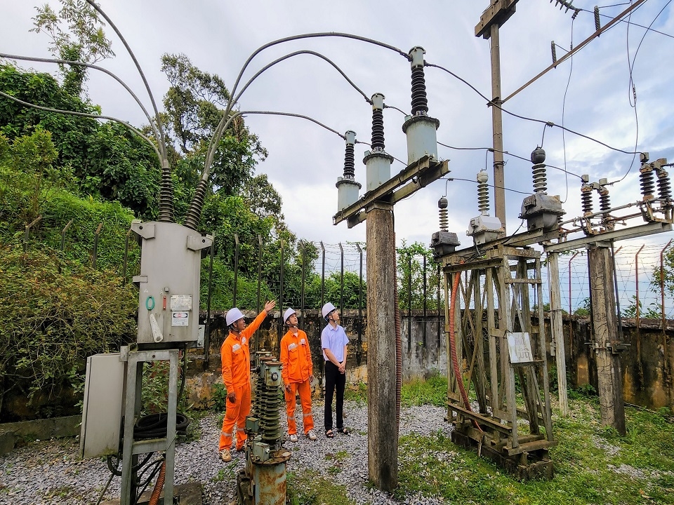 PCSL_tothamtinhhuunghiVietLao (3)