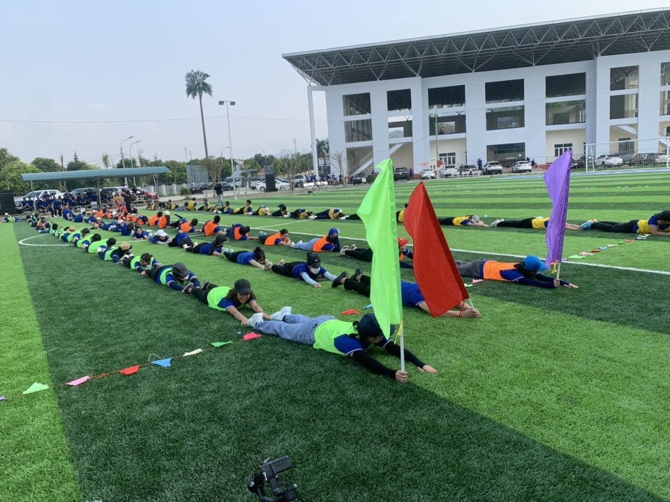 5351d8eed2140f4a5605