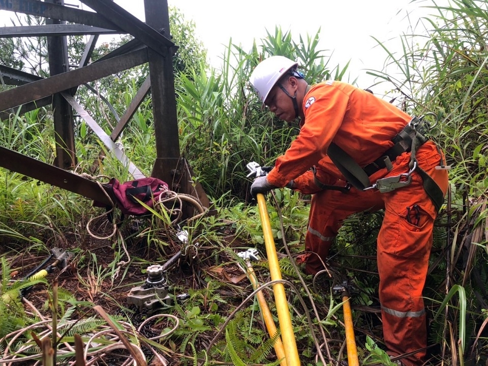Ảnh thực hiện các biện pháp AT
