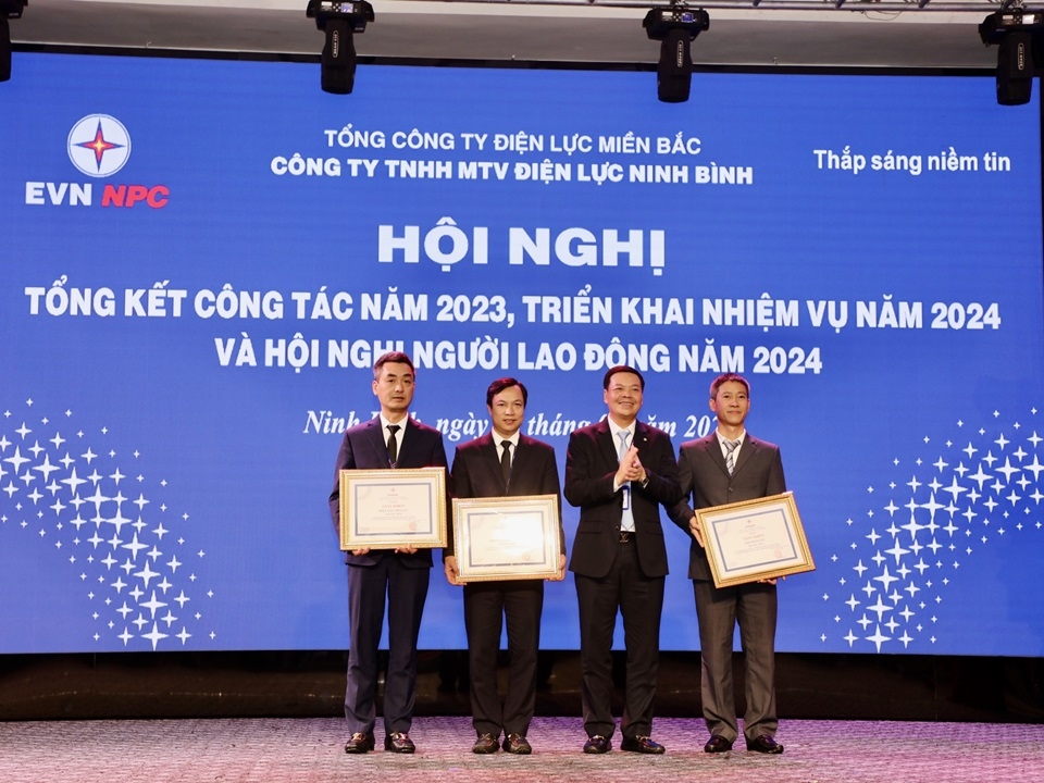 z5064520560281_5c7f0acc8813f3ab5fed79db57133799