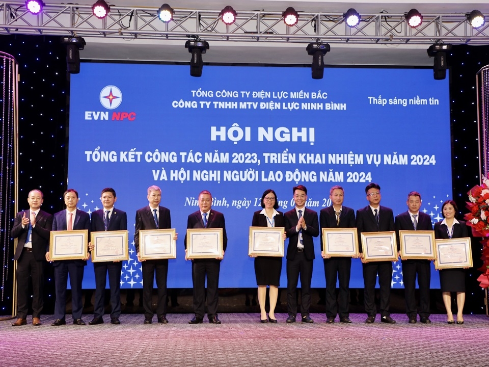 z5064520810647_bda09cb98c1312a8e6c2324a49c1254f