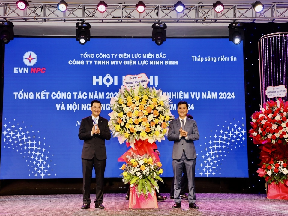 z5064520921115_074bdec7e517fe6b8b4494257fcf97e4