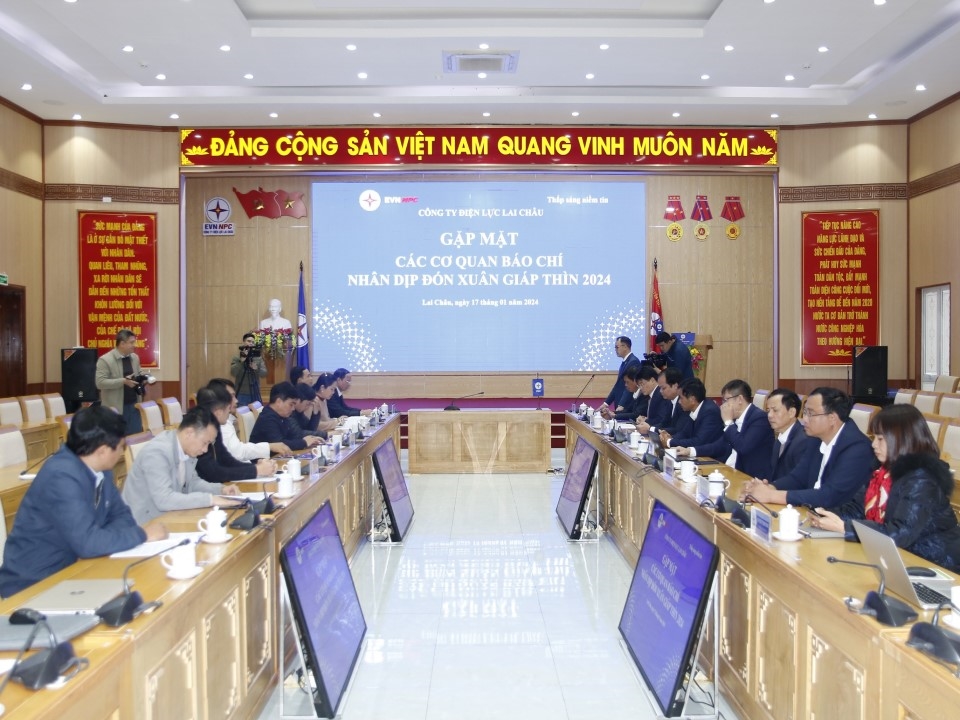 Quangcanhgapmatbaochi2024