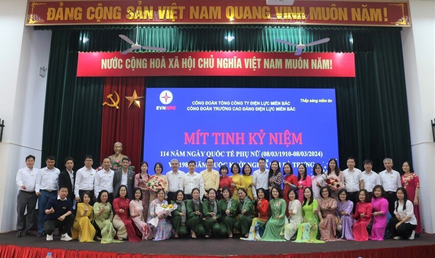 6815fb0c5dc4f19aa8d51