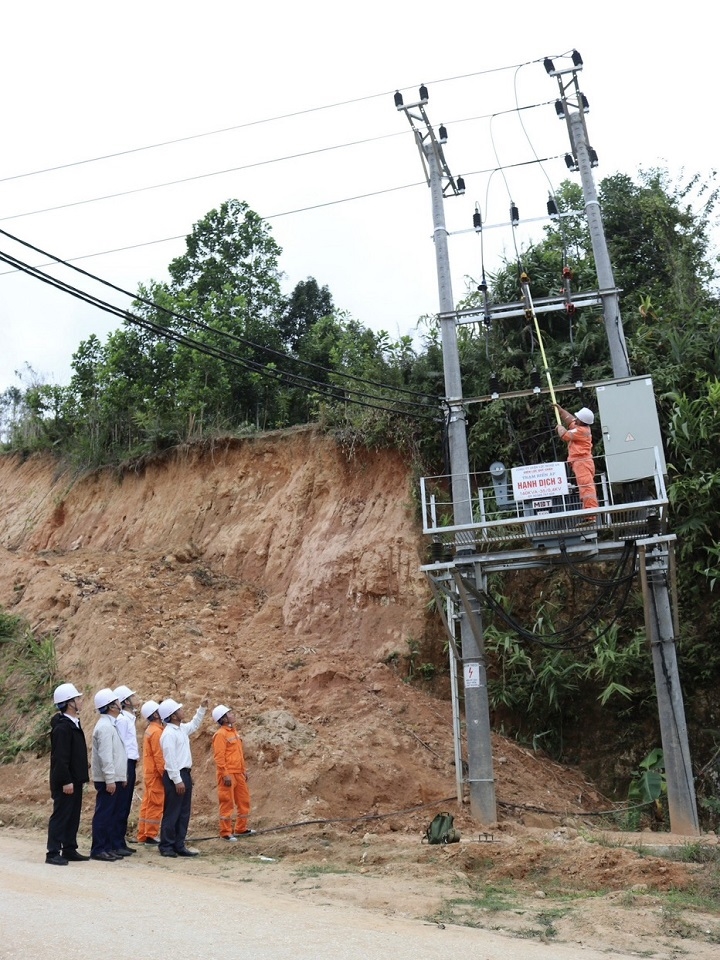 z5120514571245_7b80ae1fb4b4e425e3d8477a44c54f51