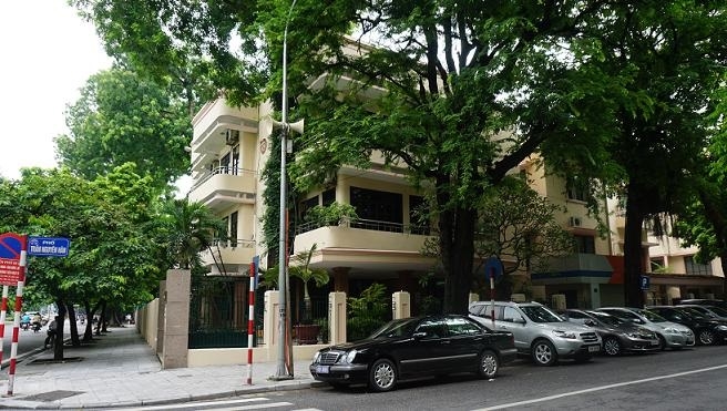 Thông báo dừng công việc thi tuyển phương án kiến trúc dự án Tòa nhà điều hành sản xuất kinh doanh Tổng công ty Điện lực miền Bắc