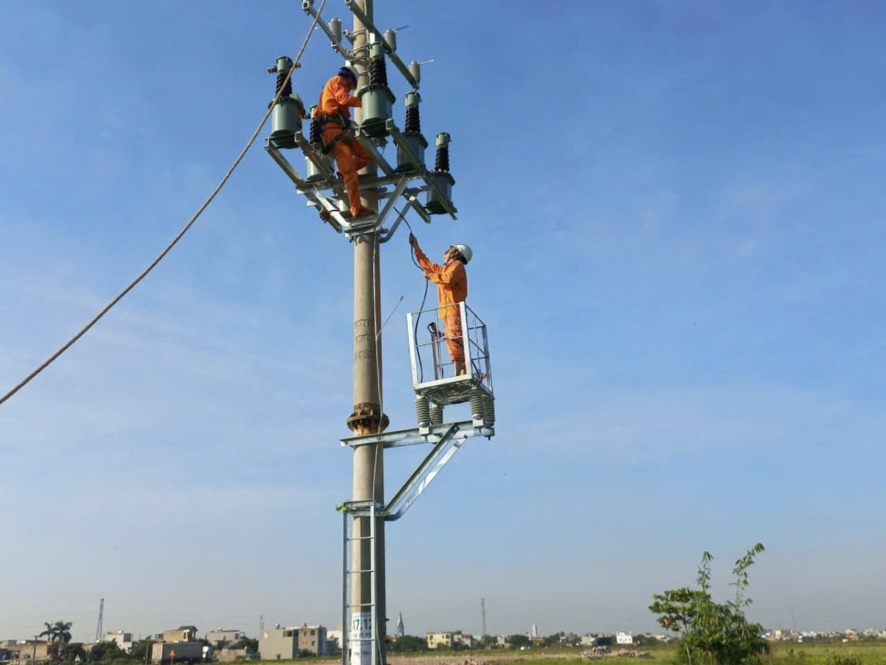 e951e7a6cc2add685b5709693b8ecf59