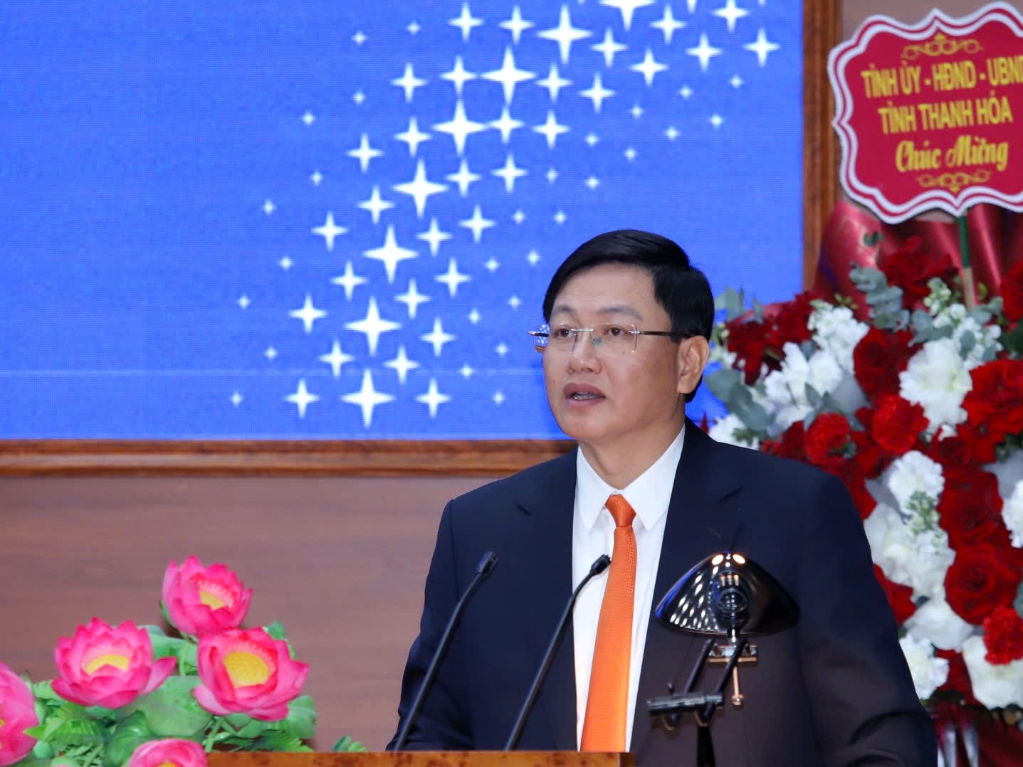 bb35decf31e68db8d4f78