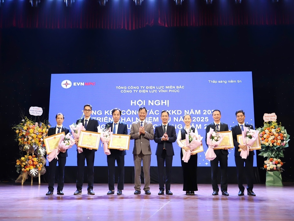 z6211888942255_ebdb4a34ebd64735337a68c48bc6bdd5