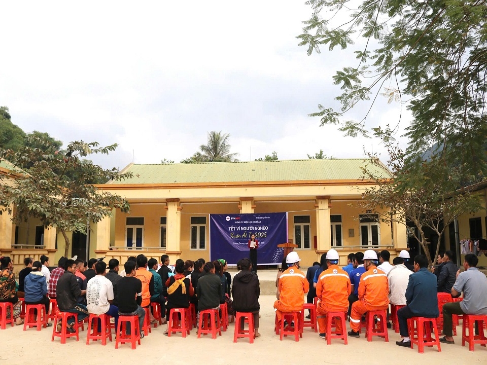 z6241450343872_3abb34f8b3423e817edc6561b663cbb2