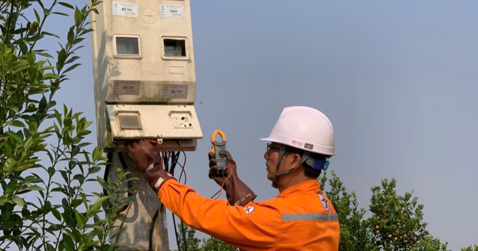 Xuân trên lưới điện Văn Giang- Hưng Yên