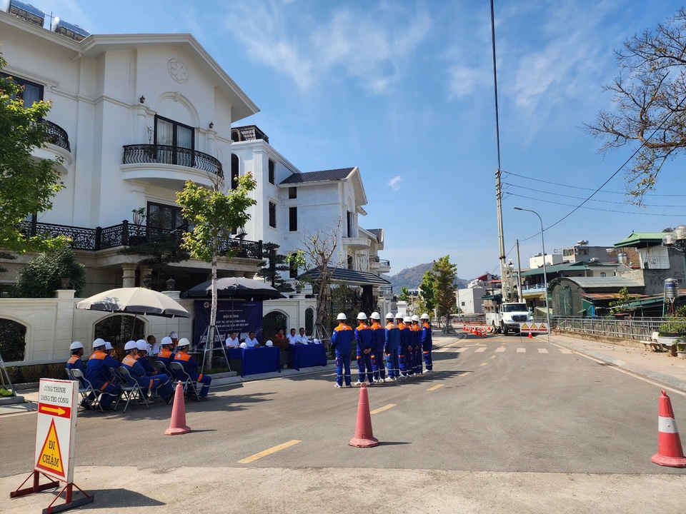 PCSLthiconghotline (3)