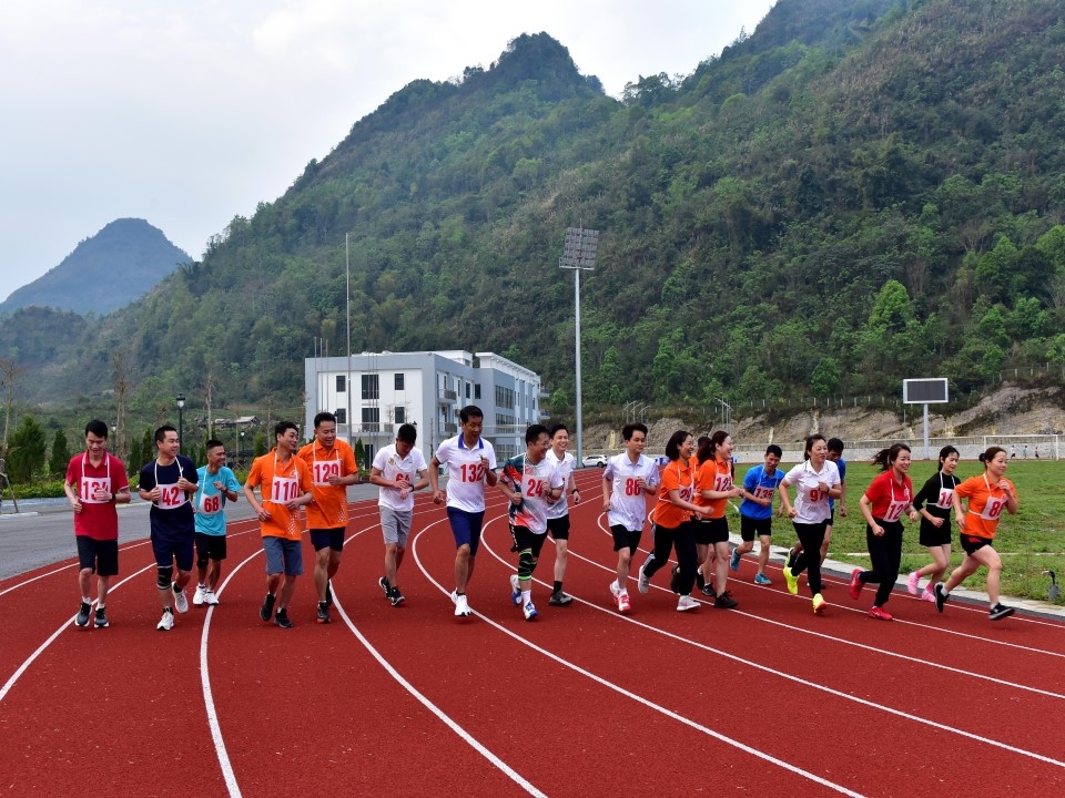 DSC_9437dienkinhhoithao2025