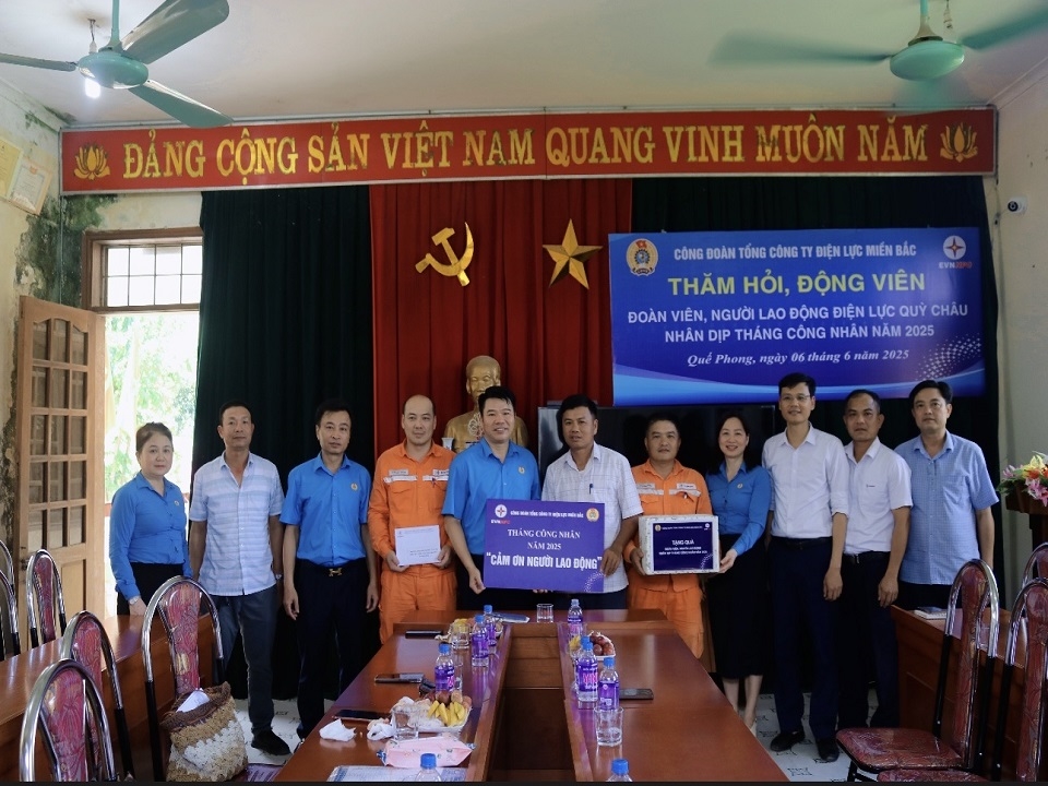 z6681788567689_ff2adc37febd8a17dfce7fe369357984