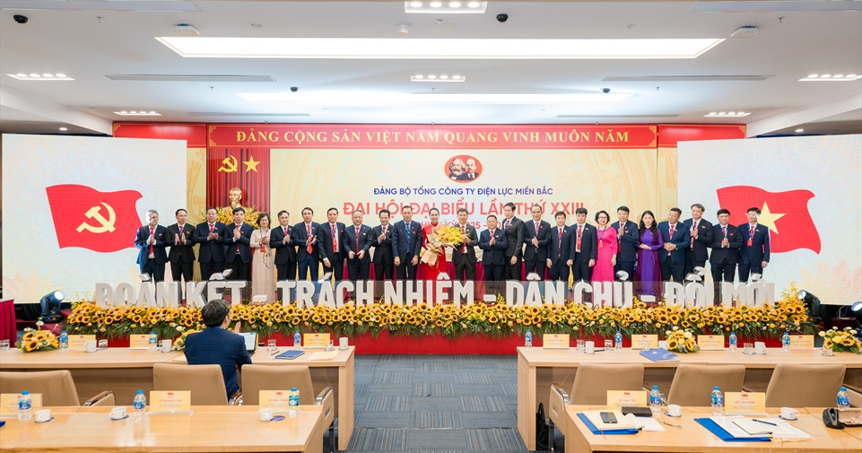 Đảng ủy EVNNPC xây dựng Chương trình hành động thực hiện Nghị quyết Đại hội đại biểu Đảng bộ Tập đoàn Điện lực Việt Nam lần thứ IV, nhiệm kỳ 2025-2030