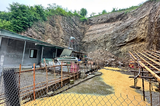 nha-dan-sat-lo-1753176121-1957-1753176706