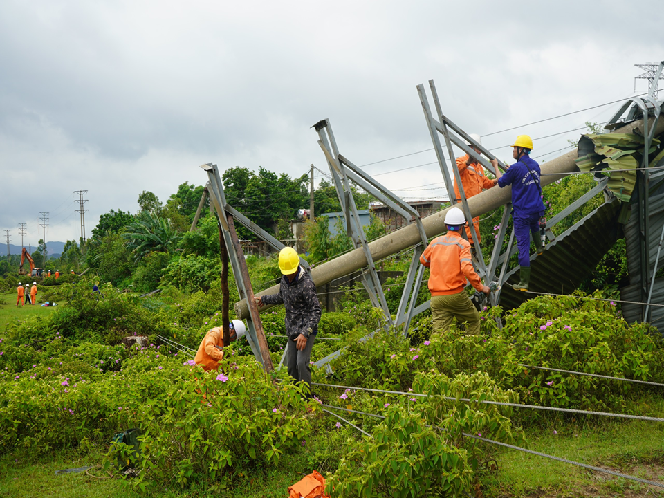 z6881750658049_b77a9e2602accd6b722f5568d7867699