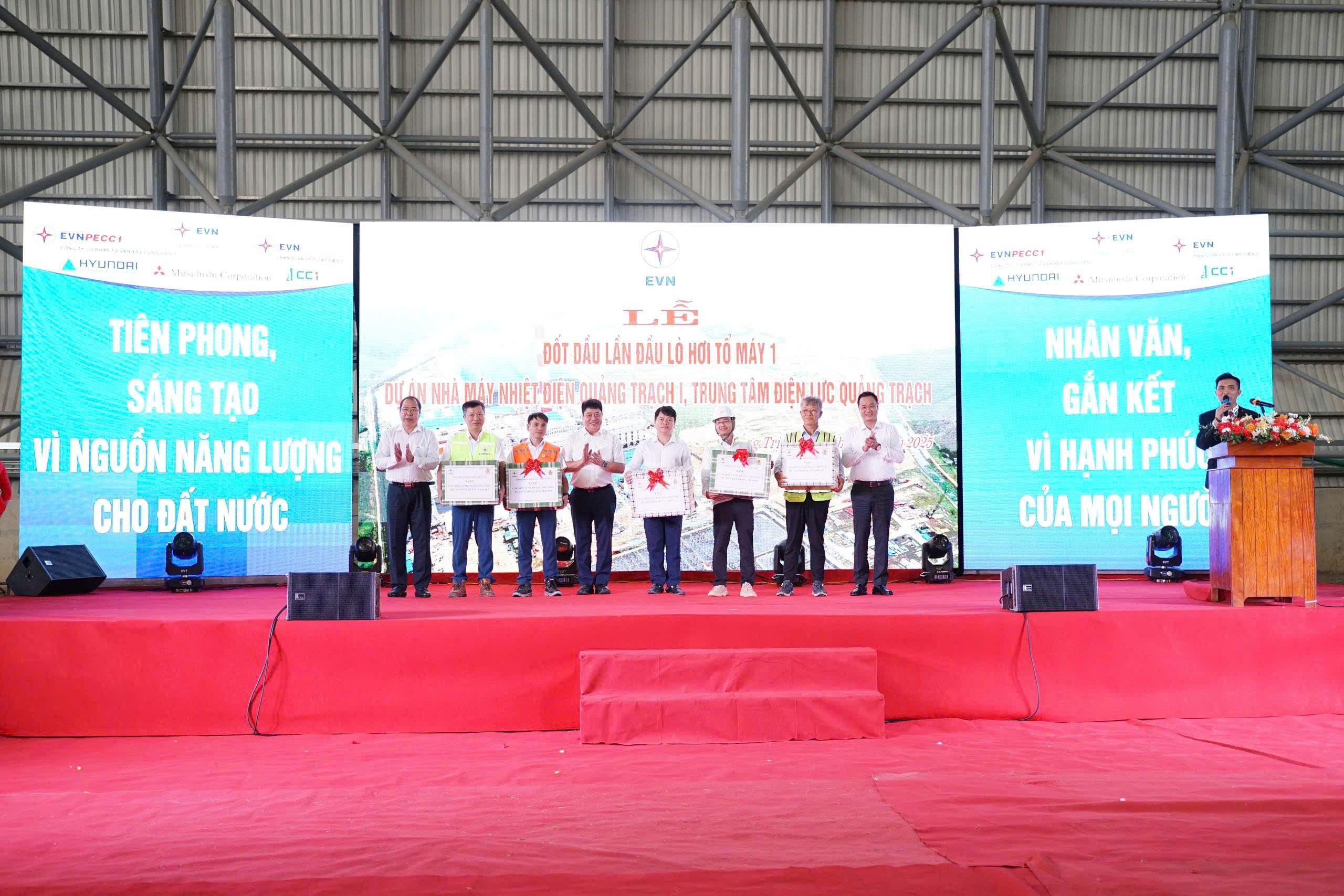 z6918089990378_bb6d79c7f62e2ff553a255dc8abe26e5