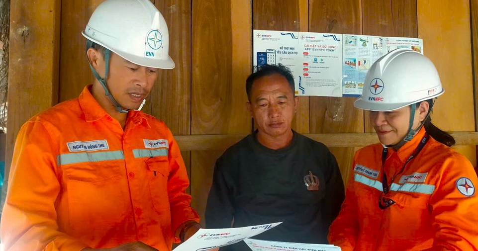 PC Điện Biên nâng cao nhận thức an toàn điện cho người dân