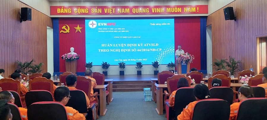 PC Lào Cai tổ chức huấn luyện an toàn vệ sinh lao động năm 2025