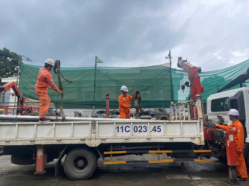 z7062427717236_826925ca5ed8a6332fccb54e978fce2f