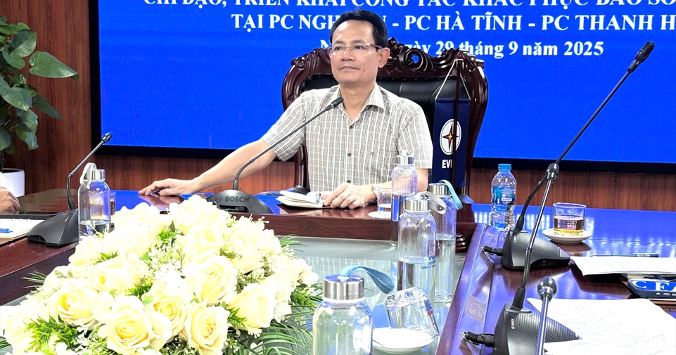 Lãnh đạo EVNNPC trực tiếp chỉ đạo khắc phục hậu quả bão số 3 tại Thanh Hoá, Nghệ An và Hà Tĩnh
