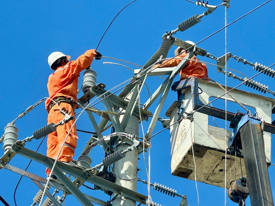 z7077433825344_22ca90d1b8f09541e8ba595de56268a3