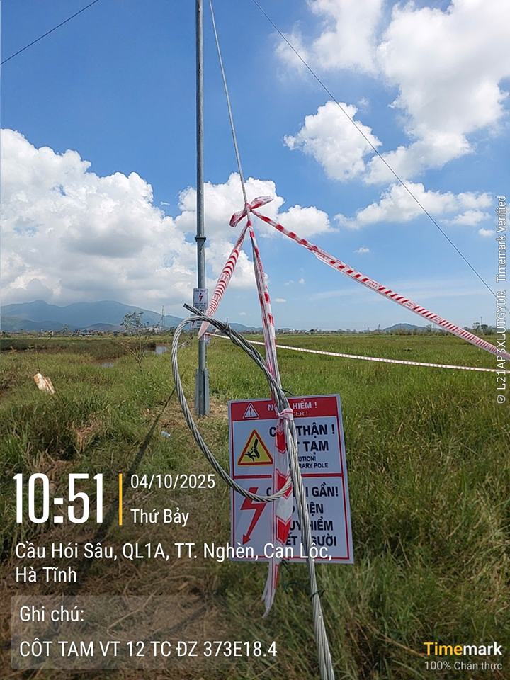 z7081492133601_75e356bc8d170eb35efa2b51b1f69720