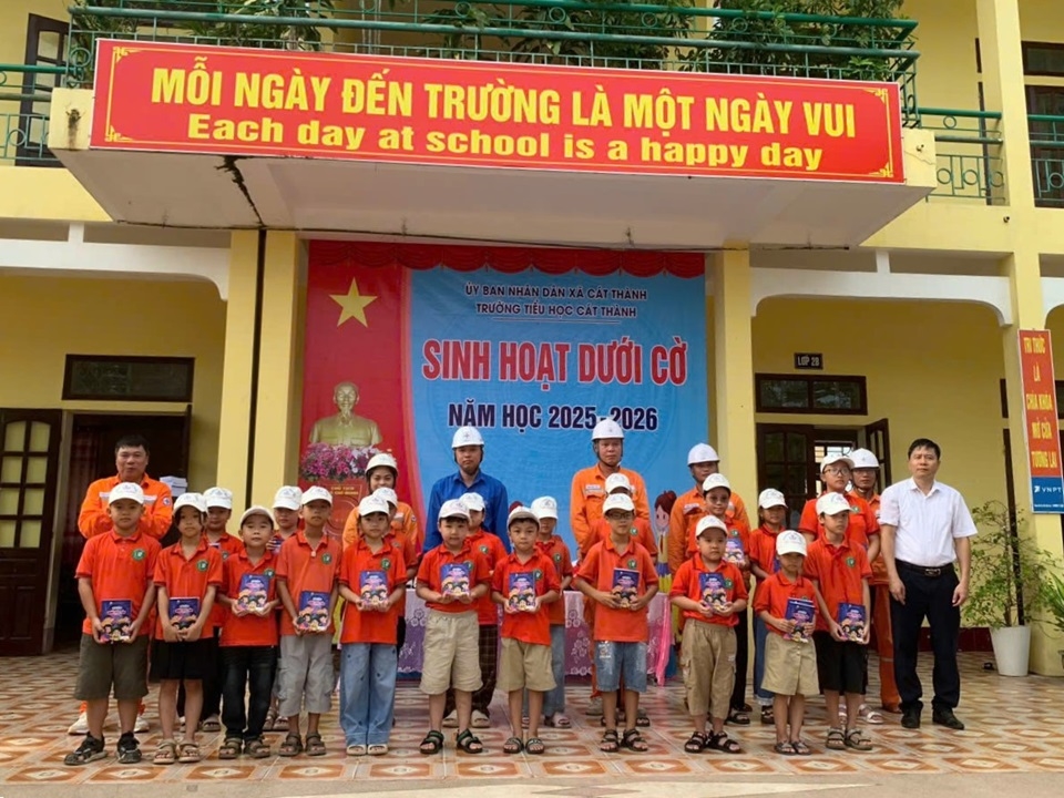 z7079592015574_cf24eb6a2c53773a68be82d838501316