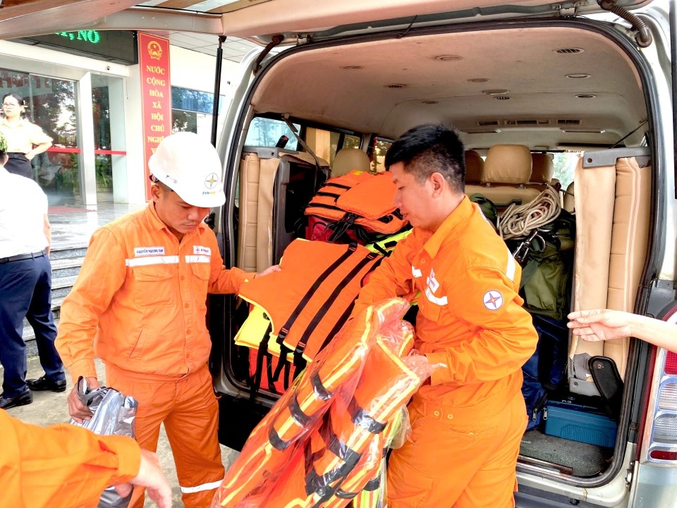 hõ trợ Yên thế (4)