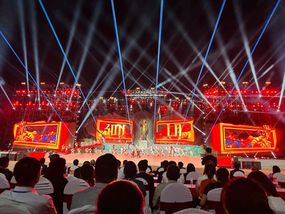 Dambaocapdien130nam (2)