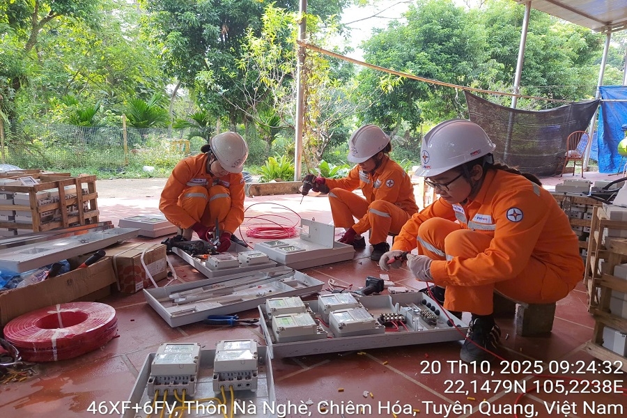 Nu cong nhan Chiem Hoa 1