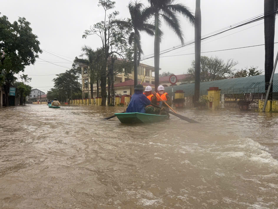 z7180439733653_76adfbeaa73aac10280dd6dcd9899530