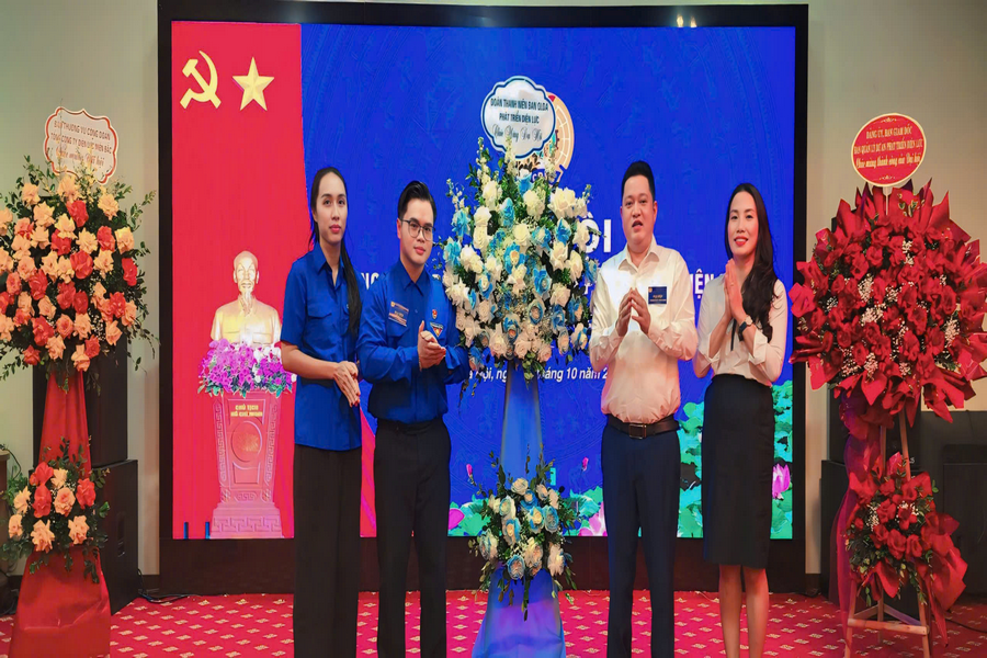 7a81d7c2b49d38c3618c - 8K JPEG