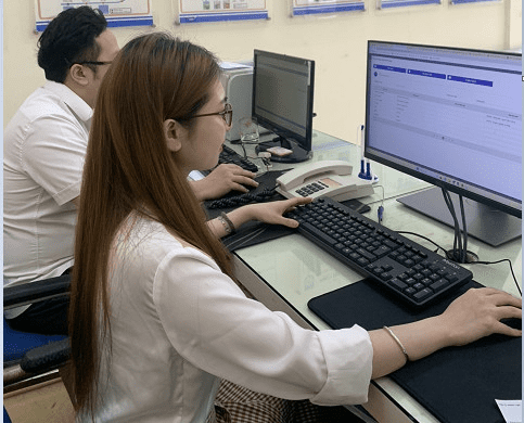 8f14e45fceea167a5a36dedd4bea2543