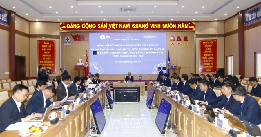 Lãnh đạo Tổng công ty Điện lực miền Bắc làm việc với Công ty Điện lực Lai Châu về rà soát tình hình thực hiện kế hoạch SXKD-ĐTPT 5 năm giai đoạn 2021–2025