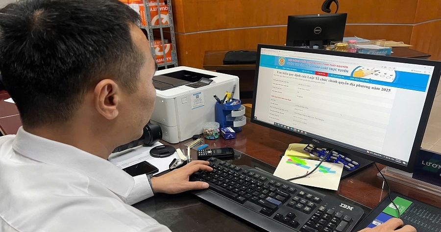 Nhiều hoạt động phong phú, thiết thực, hiệu quả hưởng ứng Ngày Pháp luật Việt Nam năm 2025 tại Công ty Điện lực Thái Nguyên