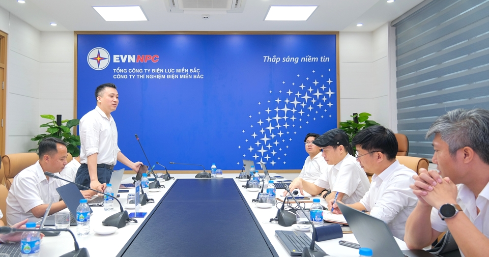 EVNNPC và NPCETC rà soát chương trình mẫu cài đặt cho công tơ phục vụ tính toán giá điện hai thành phần