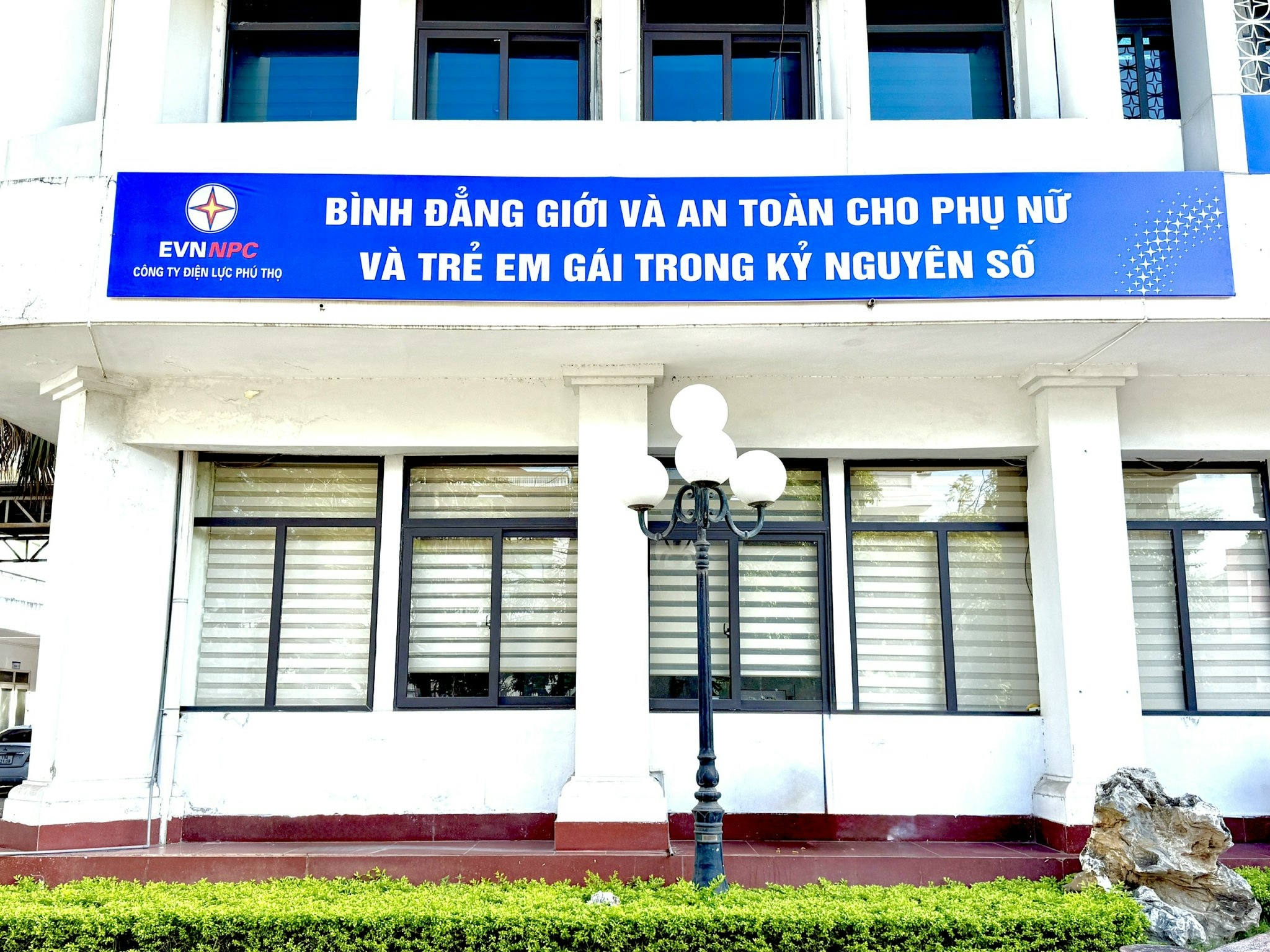 Banner bình đẳng giới