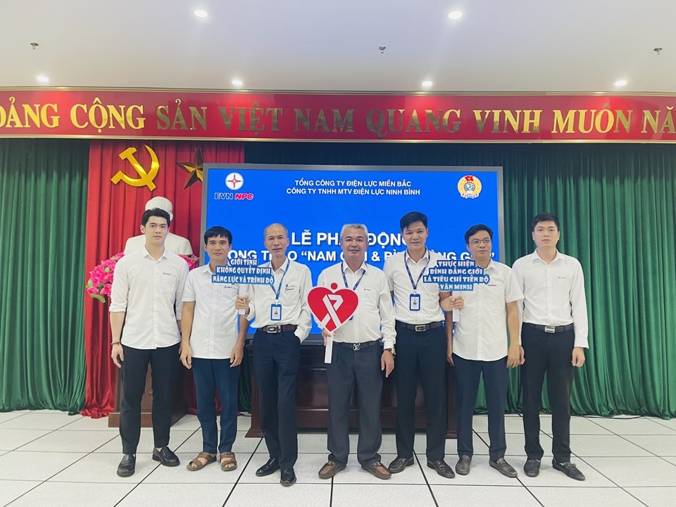 z5327918730920_4a280962ef5bfe91c382f489d15a62c1