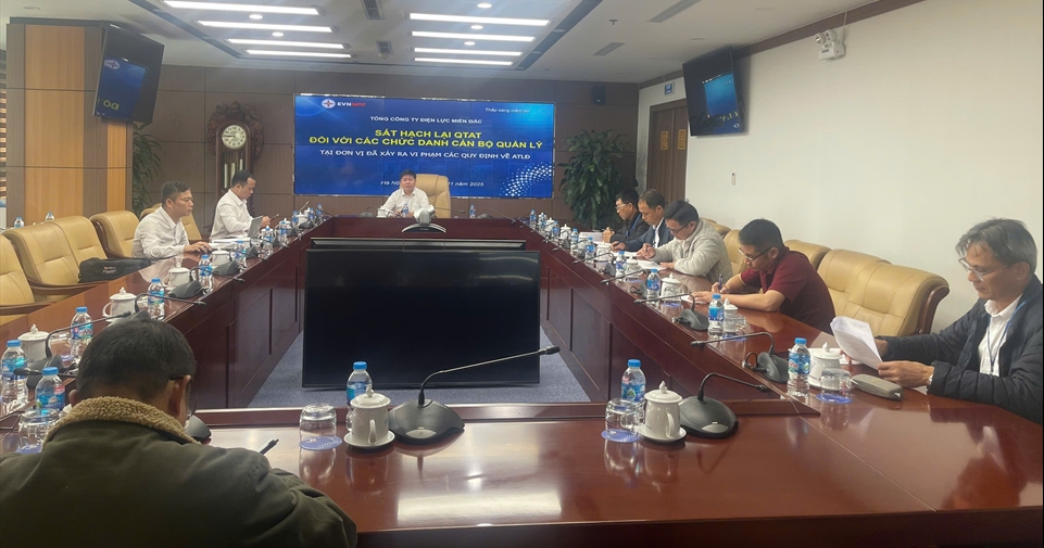 EVNNPC tổ chức sát hạch lại quy trình an toàn đối với CBCNV Công ty Điện lực Cao Bằng (lần 2)