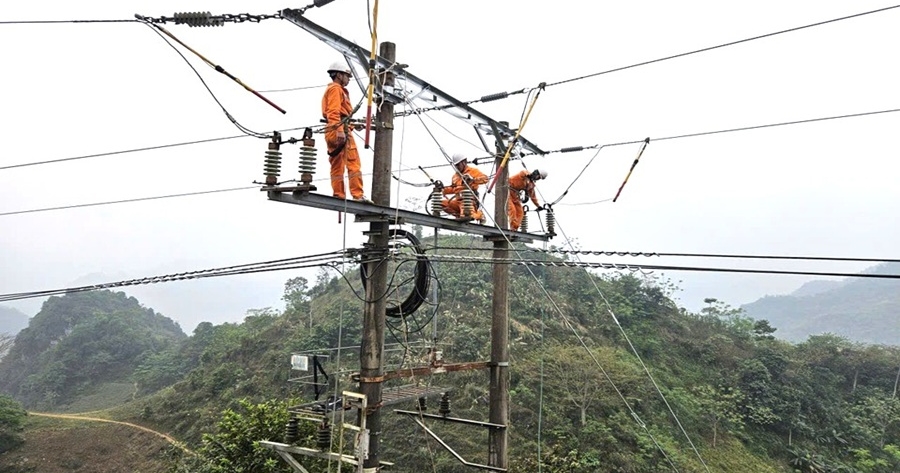 Từ thể lực đến hiệu lực: Mô hình quản trị nguồn nhân lực tại Đội quản lý Điện lực khu vực Bảo Thắng