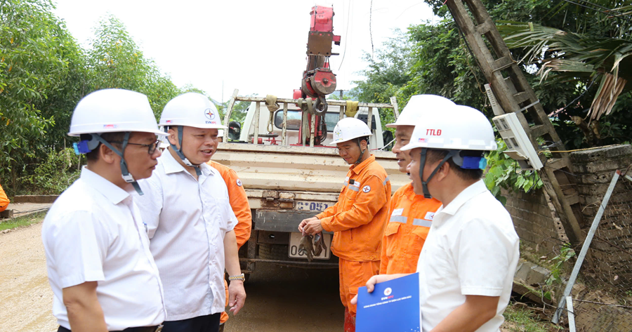 Vững vai trò đại diện - đồng hành cùng người lao động