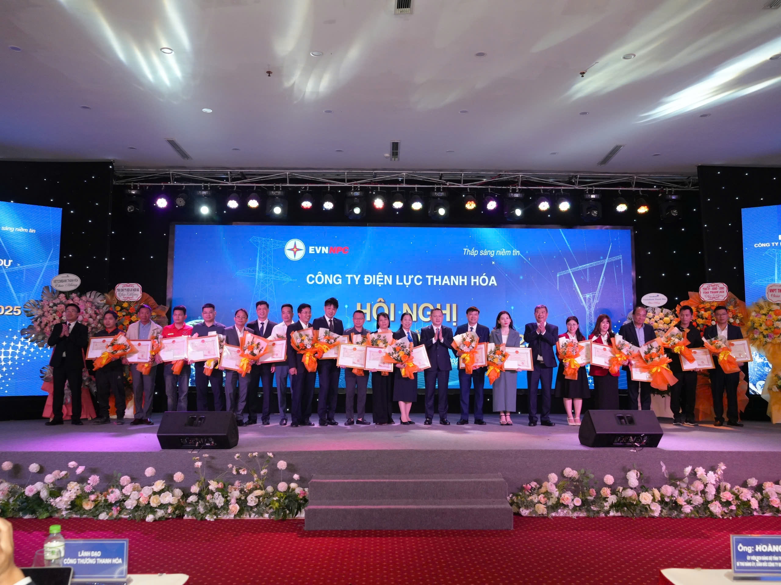 9208156a2bfca7a2feed